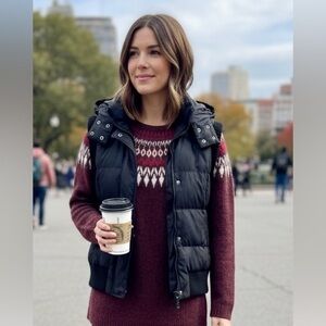 Black Quilted Puffer Vest with High Collar, L,90% duck down plumes, BCBGMAXAZRIA